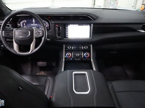 Used 2024 GMC Yukon Denali image 30