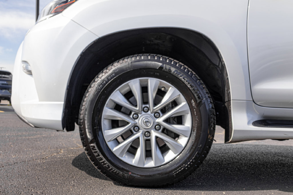 Used 2023 Lexus GX 460 Premium w/ Premium Package AWD/4WD image 37