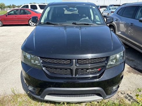 Used 2017 Dodge Journey GT w/ Driver Convenience Group FWD image 9