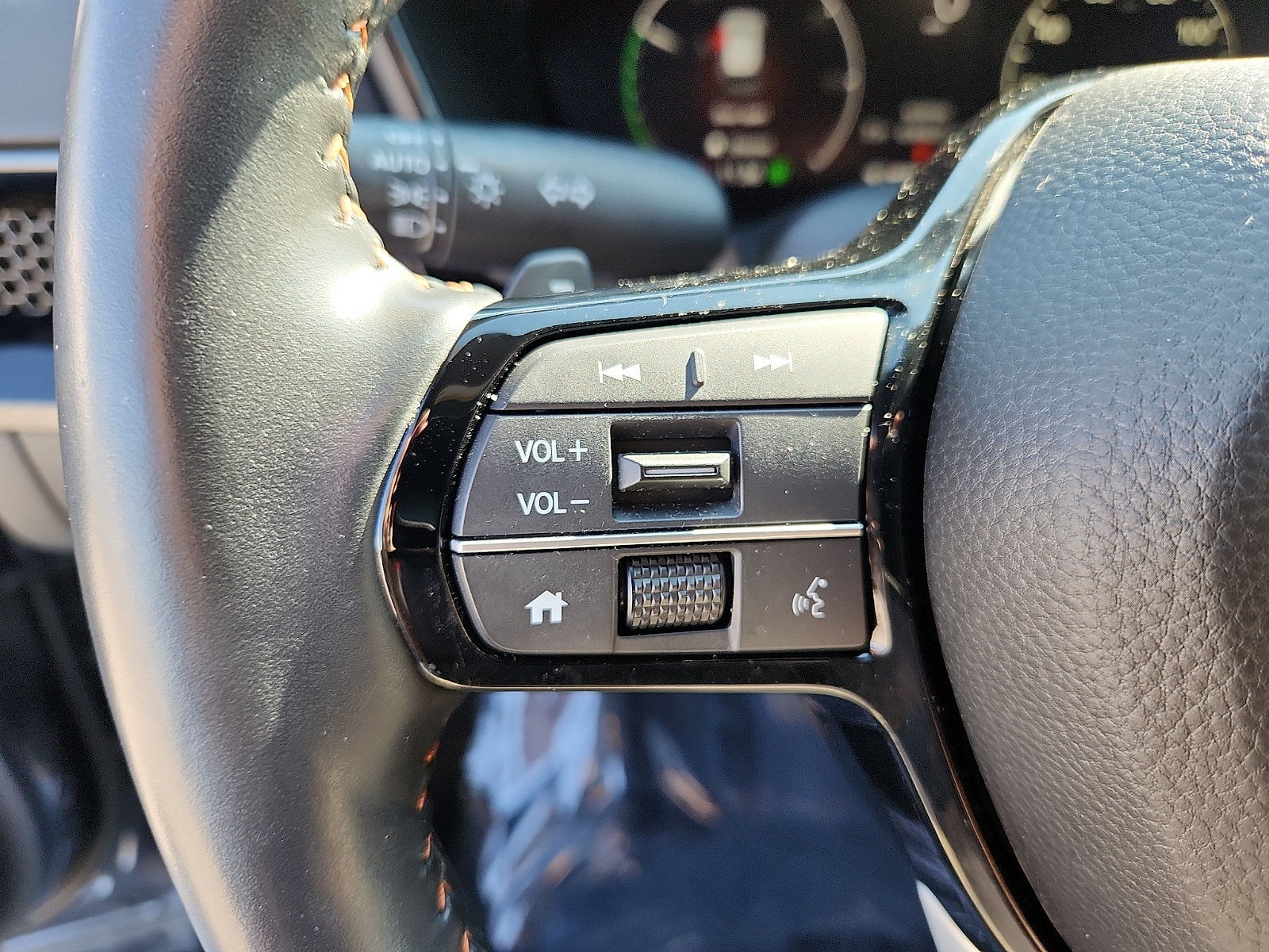 Used 2024 Honda CR-V Sport Touring image 22