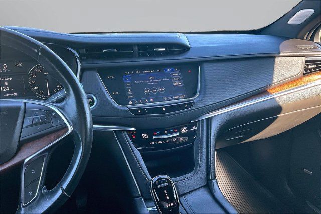 Used 2020 Cadillac XT5 Premium Luxury AWD/4WD image 6