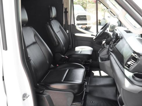 Used 2025 Ford Transit 250 148 High Roof w/ Load Area Protection Package RWD image 32