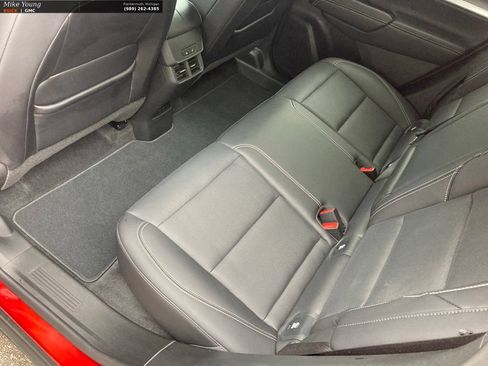 Used 2025 GMC Terrain Elevation w/ Elevation Premium Package AWD/4WD image 14