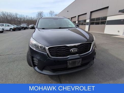 Used 2019 Kia Sorento S image 6