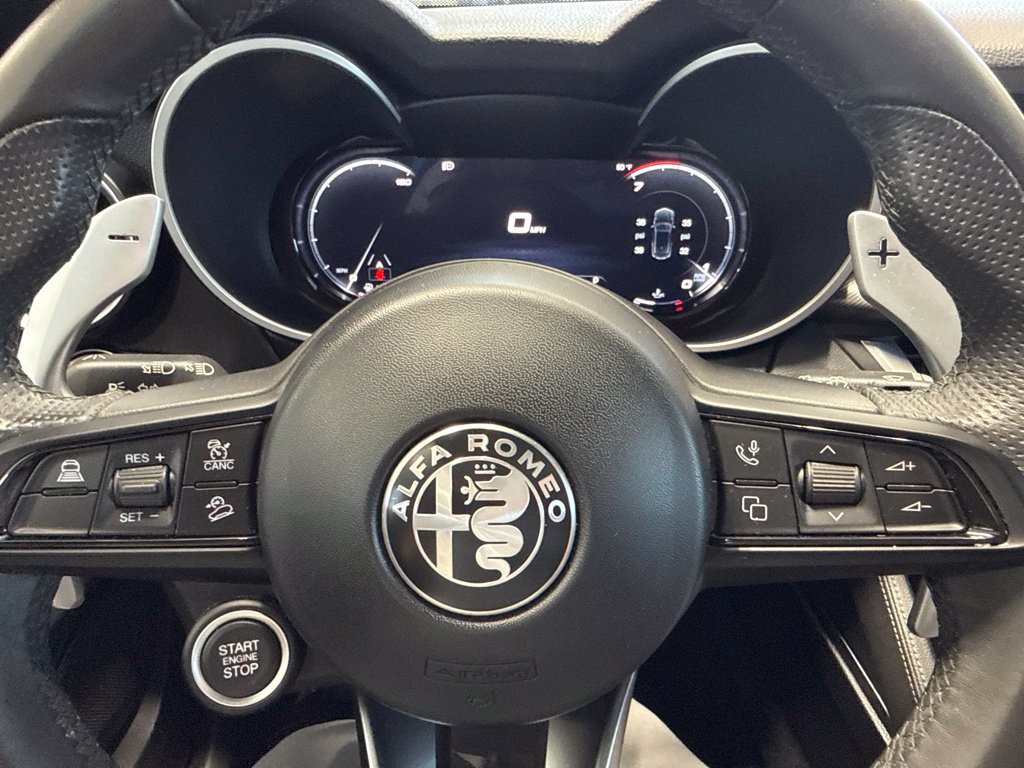 Used 2024 Alfa Romeo Stelvio Veloce AWD/4WD image 29
