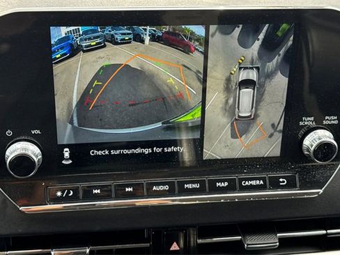 Used 2024 Mitsubishi Outlander SE image 23