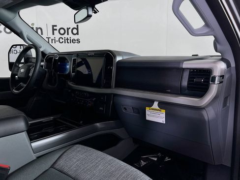 New 2026 Ford F450 XLT w/ XLT Premium Package AWD/4WD image 30