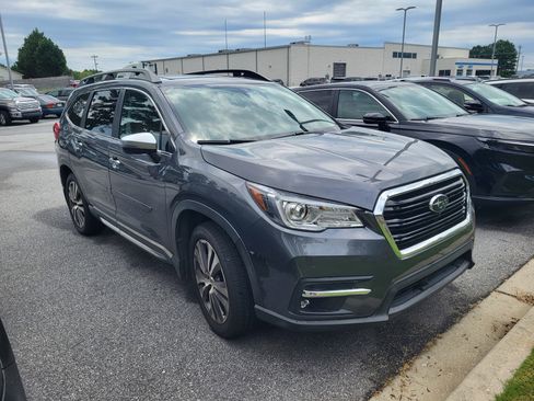 Used 2020 Subaru Ascent Touring w/ Popular Package #2A AWD/4WD image 3
