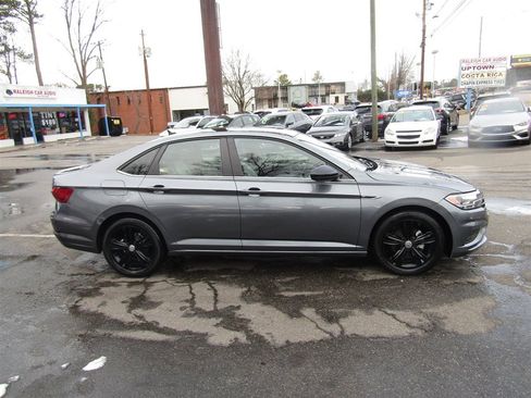 Used 2021 Volkswagen Jetta image 8