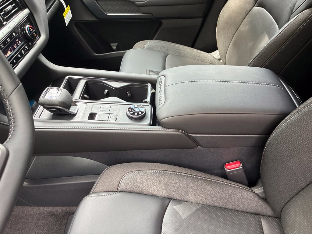 New 2026 Nissan Pathfinder SL AWD/4WD image 23