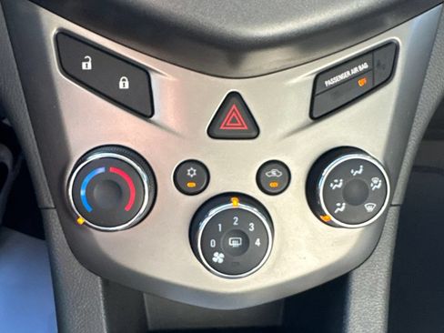 Used 2015 Chevrolet Sonic LT FWD image 28