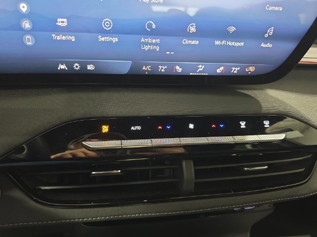 Used 2026 Buick Enclave Sport Touring AWD/4WD image 15