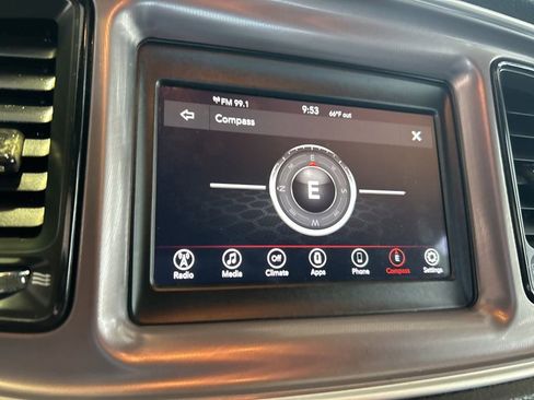 Used 2022 Dodge Challenger GT image 10