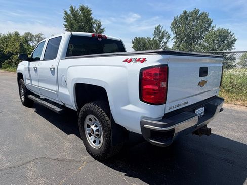 Used 2018 Chevrolet Silverado 2500 LT AWD/4WD image 8