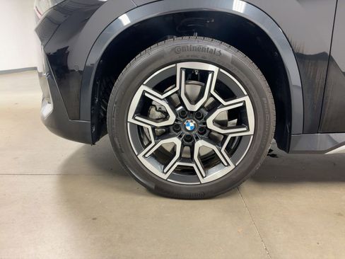 Certified 2025 BMW X1 xDrive28i w/ Convenience Package image 11