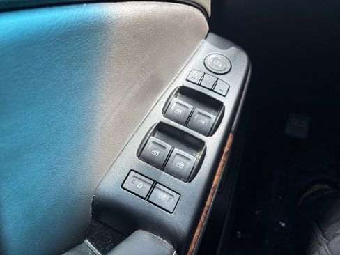 Used 2019 Chevrolet Tahoe Premier image 19