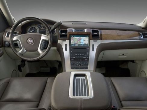 Used 2009 Cadillac Escalade Base image 4