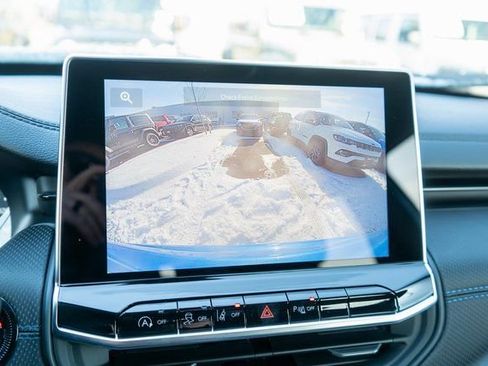 New 2026 Jeep Compass Limited image 22