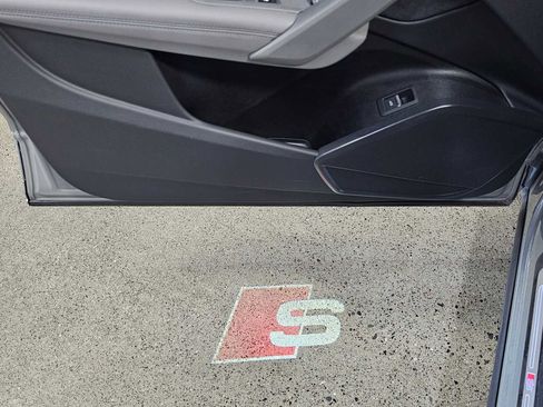 Used 2022 Audi SQ5 Premium Plus w/ Premium Plus Package image 23