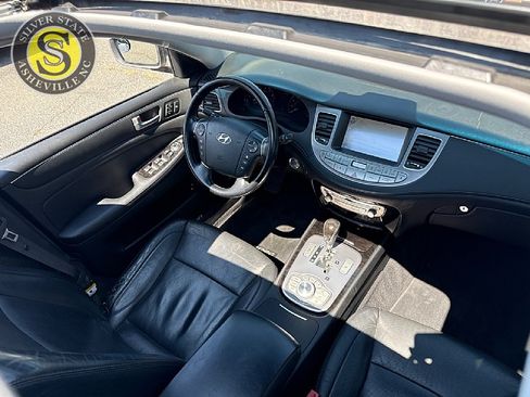 Used 2013 Hyundai Genesis 5.0 R-Spec RWD image 30