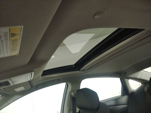 Certified 2025 Honda Accord SE image 15