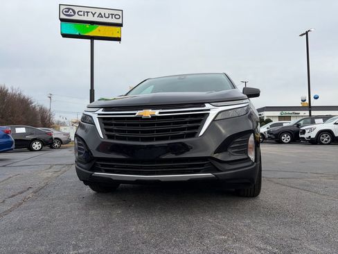 Used 2022 Chevrolet Equinox LT image 3