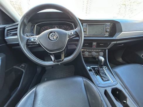 Used 2020 Volkswagen Jetta SE image 11