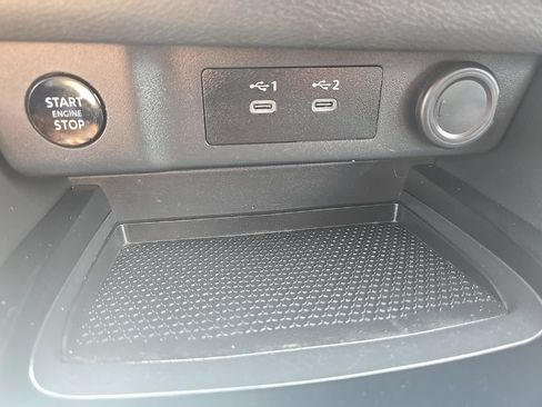 Used 2025 Nissan Rogue SV AWD/4WD image 18