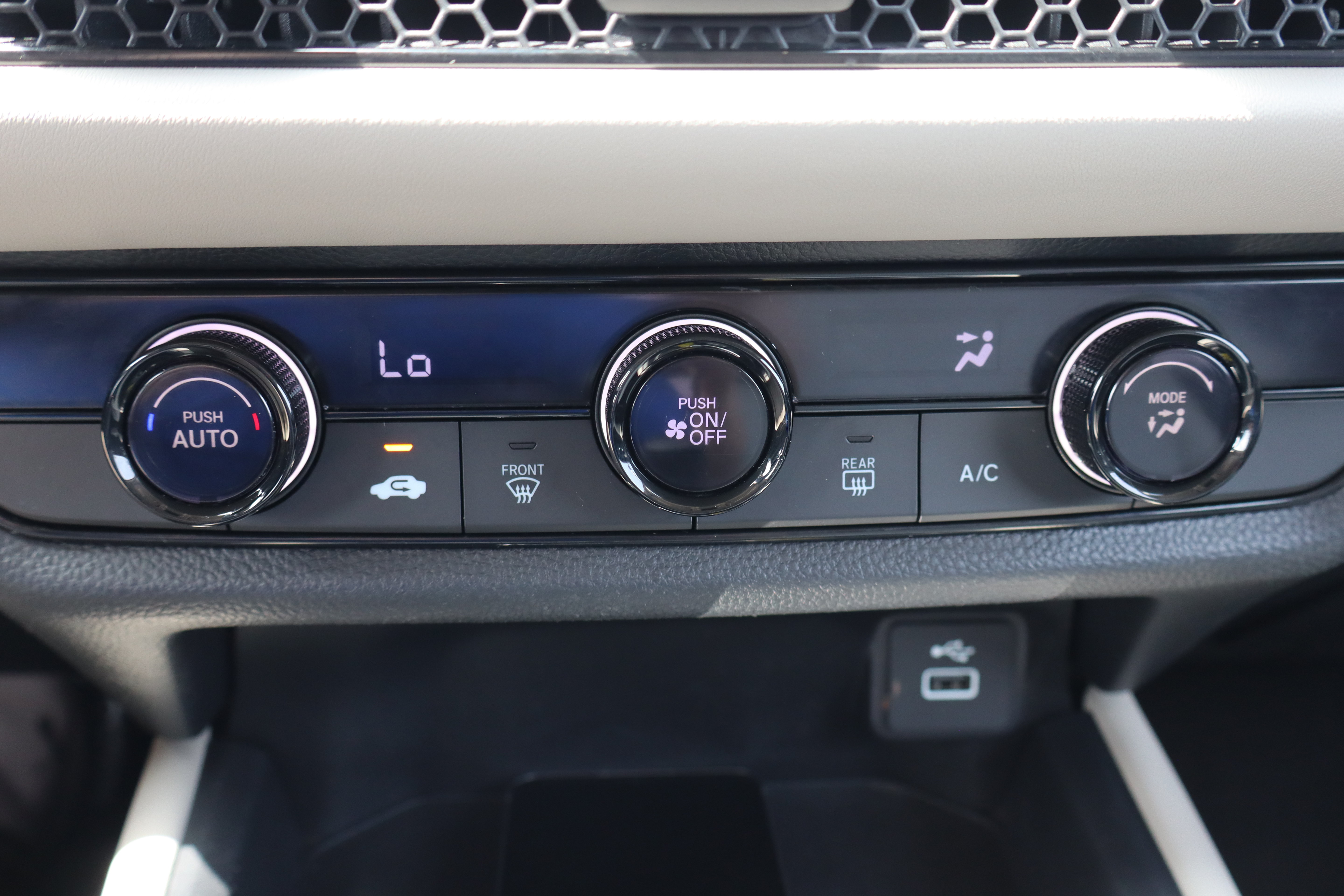 Used 2024 Honda HR-V LX image 21
