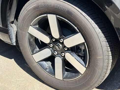 Used 2025 Honda Prologue Touring image 4
