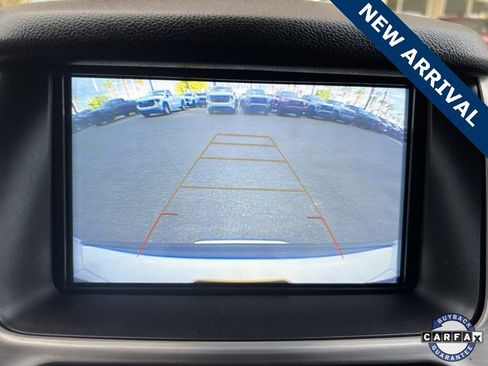 Used 2020 GMC Yukon SLT w/ Premium Edition image 18