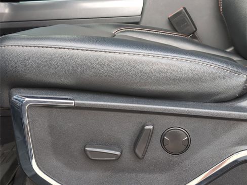 Used 2024 Ford F250 Lariat w/ Sport Appearance Package image 10