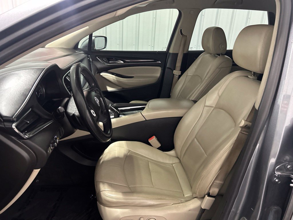 Used 2018 Buick Enclave Essence FWD image 12