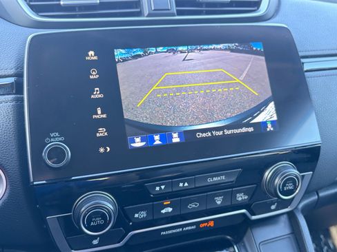 Used 2021 Honda CR-V Touring image 17