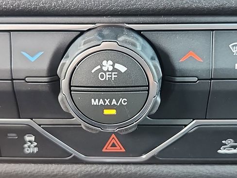 New 2026 Jeep Wrangler Sport S image 27