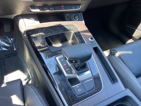 Used 2025 Audi Q5 2.0T Premium Plus AWD/4WD image 23