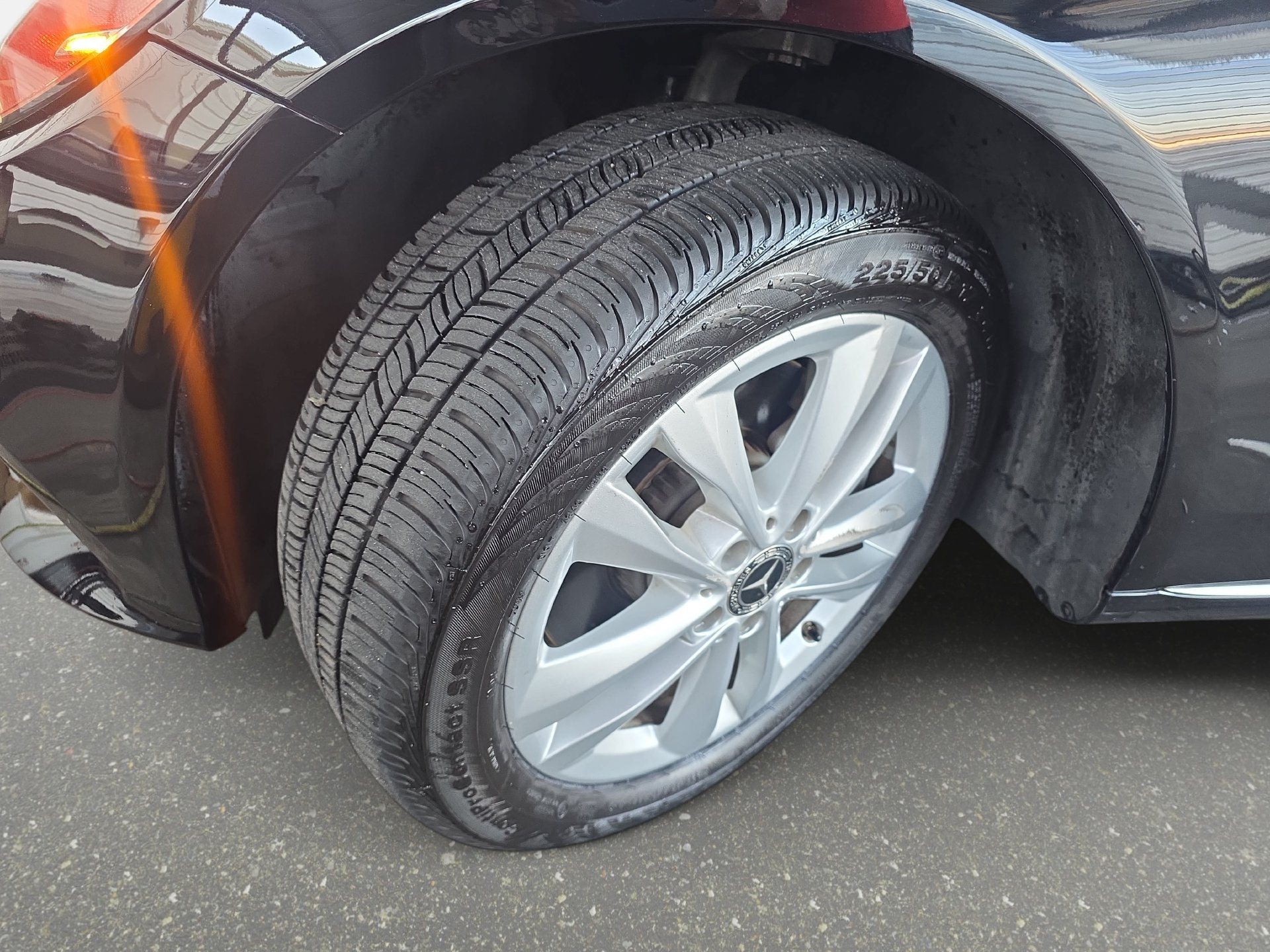 Used 2019 Mercedes-Benz C 300 4MATIC Sedan image 31
