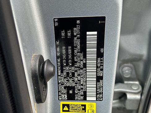 Used 2019 Toyota Highlander LE image 28