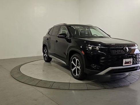 New 2026 Volkswagen Tiguan SE AWD/4WD image 7