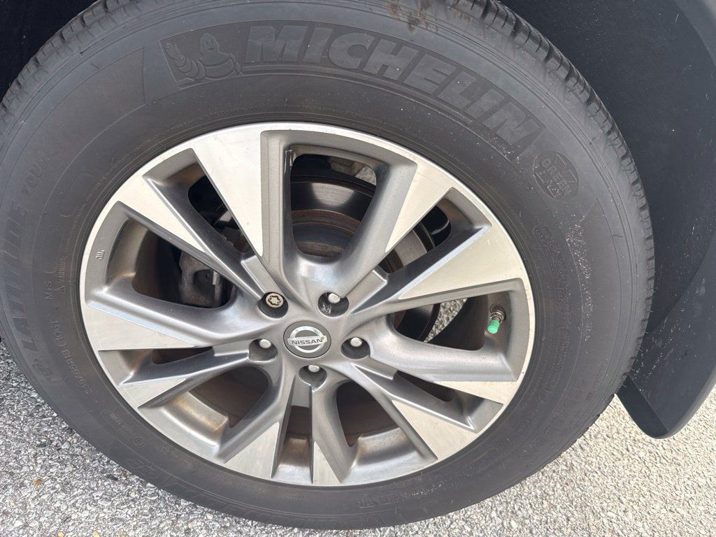 Used 2016 Nissan Murano SL AWD/4WD image 15