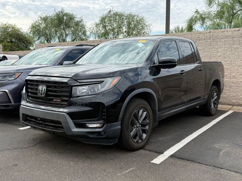 Used 2021 Honda Ridgeline Sport image 2