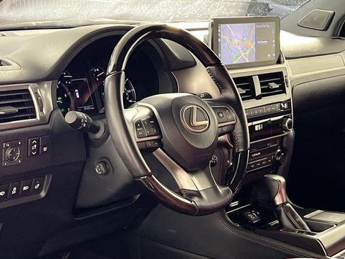 Used 2023 Lexus GX 460 Premium w/ Premium Package AWD/4WD image 17