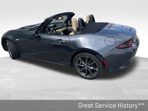 Used 2016 MAZDA MX-5 Miata Grand Touring RWD image 11