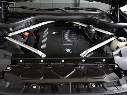 Used 2019 BMW X7 xDrive40i w/ M Sport Package AWD/4WD image 24