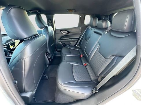 New 2026 Jeep Compass Latitude image 16