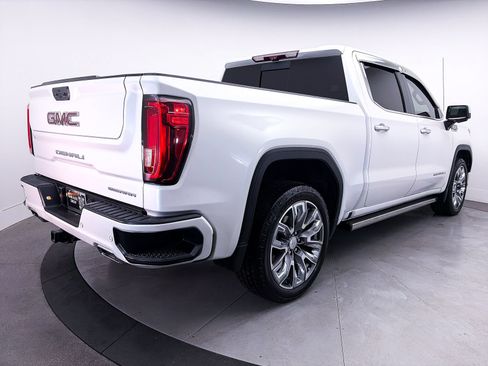 Used 2023 GMC Sierra 1500 Denali w/ Denali Reserve Package AWD/4WD image 17