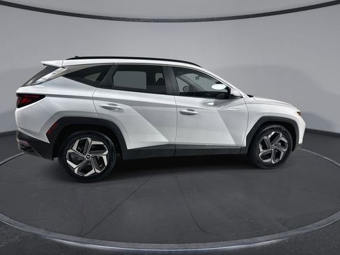 Used 2024 Hyundai Tucson SEL FWD image 9