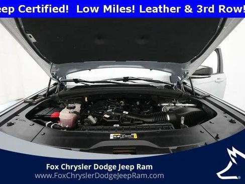 Certified 2023 Jeep Grand Cherokee L Limited image 3