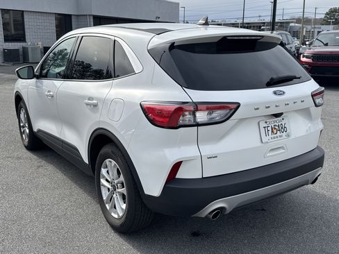 Used 2021 Ford Escape SE w/ Convenience Package image 6