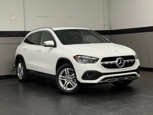 Used 2023 Mercedes-Benz GLA 250 4MATIC image 2